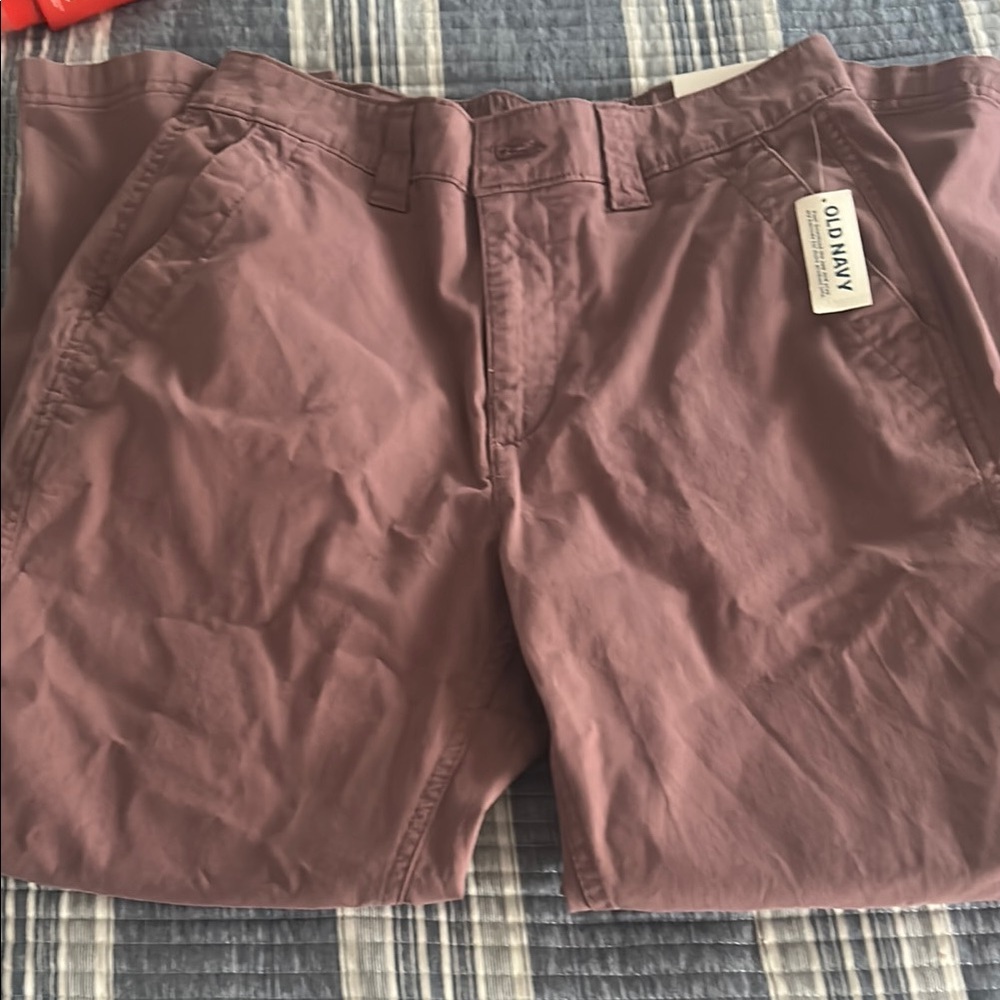 Old Navy Men's Mauve/Taupe Casual Chino Shorts